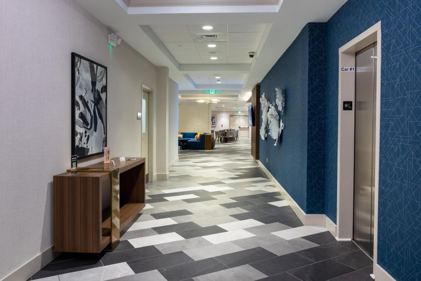 ดับเบิลทรี บาย ฮิลตัน ทินตัน ฟอลล์ อีตันทาวน์ Hotel ภายนอก รูปภาพ